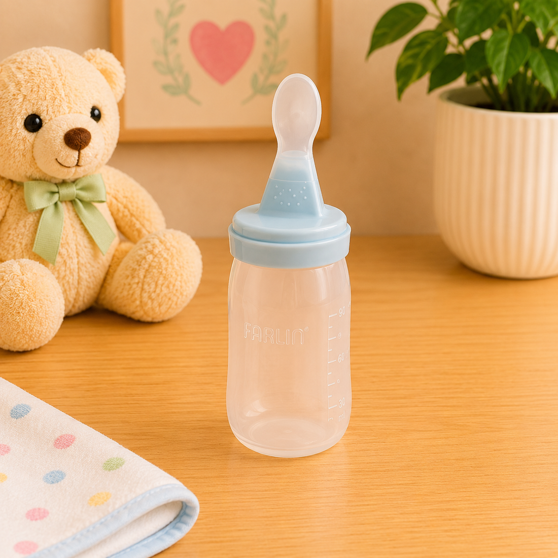 FARLIN SQUEEZABLE EASY SPOON FEEDER 180ML - BLUE