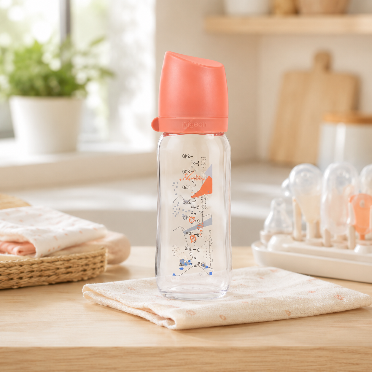 FARLIN WIDE NECK GLASS FEEDER 240ML - ORANGE