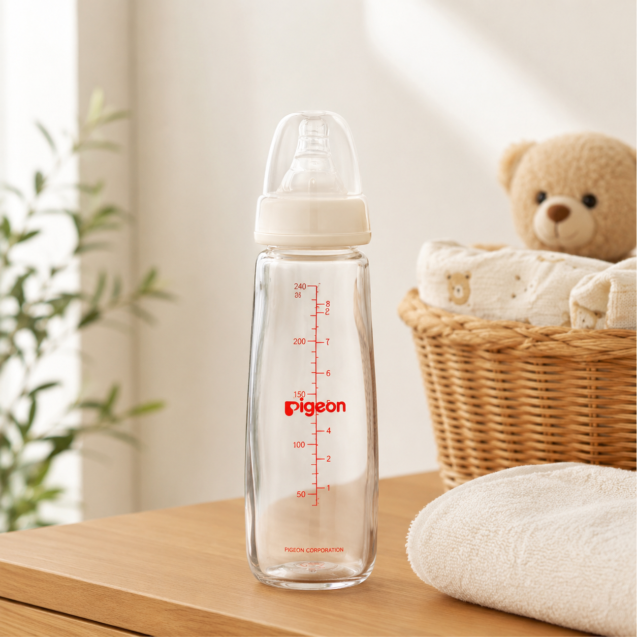 PIGEON NURSING BOTTLE WITH PERISTALTIC NIPPLE (GLASS)