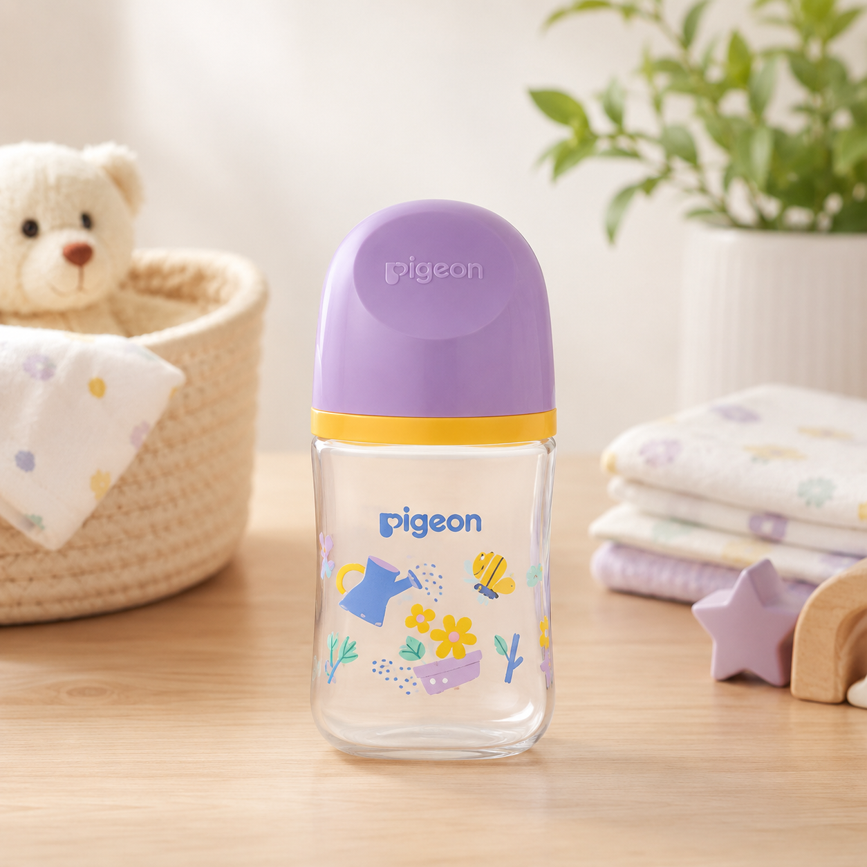 PIGEON NEWBORN WIDE-NECK BOTTLE (0+ MONTHS)