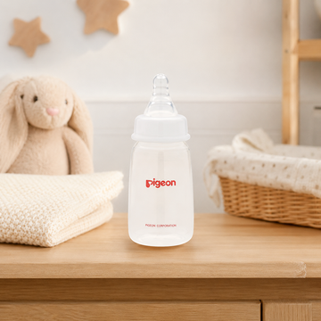 PIGEON NURSING BOTTLE WITH PERISTALTIC NIPPLE (PP)