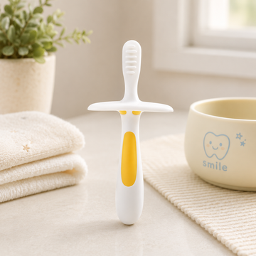 PIGEON CHILDREN TRAINING TOOTHBRUSH LESSON 1 – YELLOW