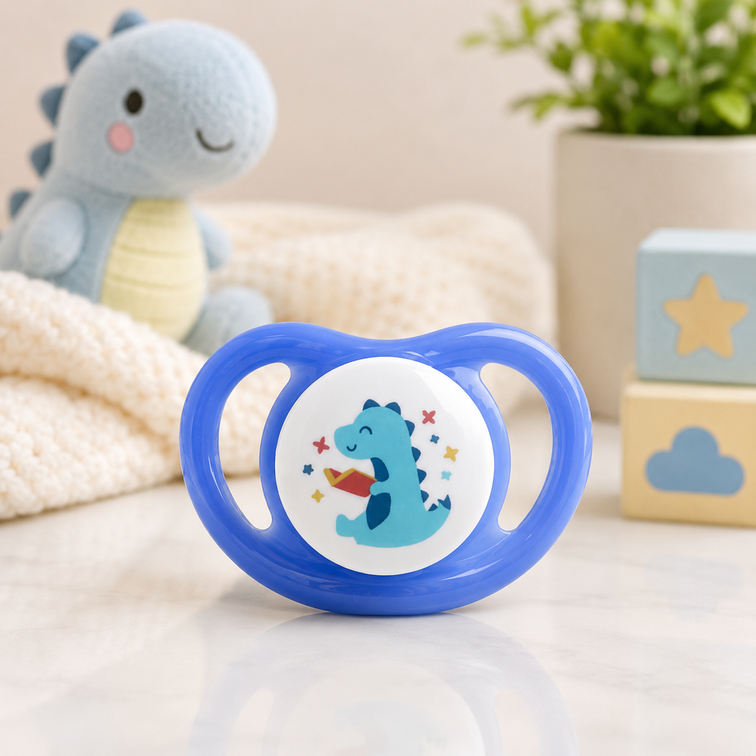 PIGEON BABY PACIFIER – DINO READ MOTIF (12–36 MONTHS)