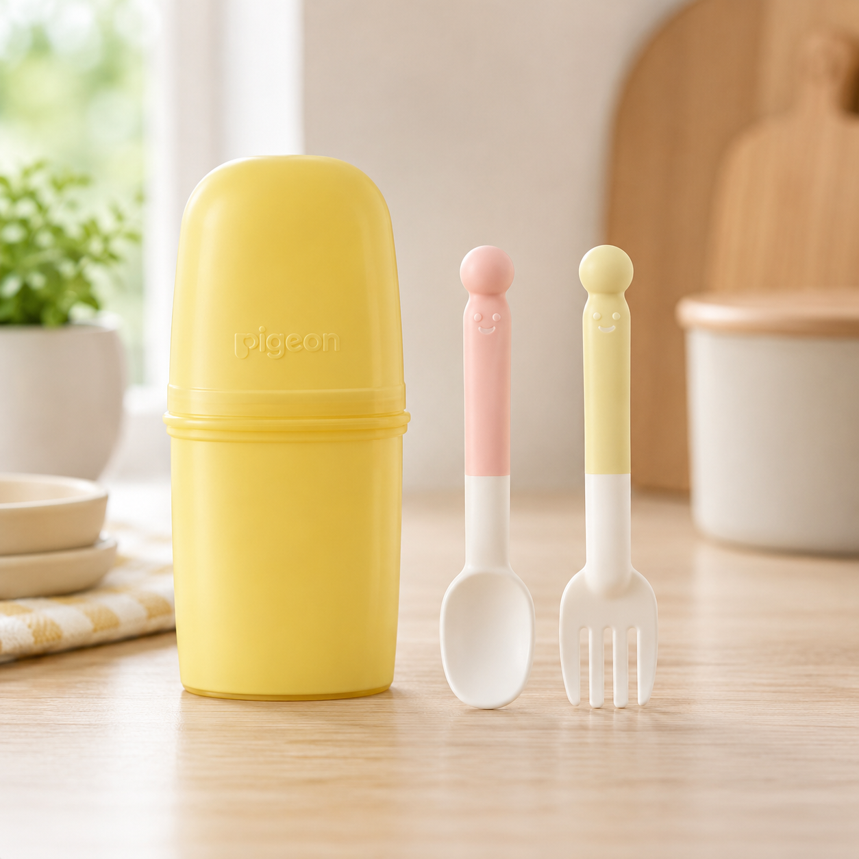 PIGEON BABY SELF-WEAN SPOON & FORK