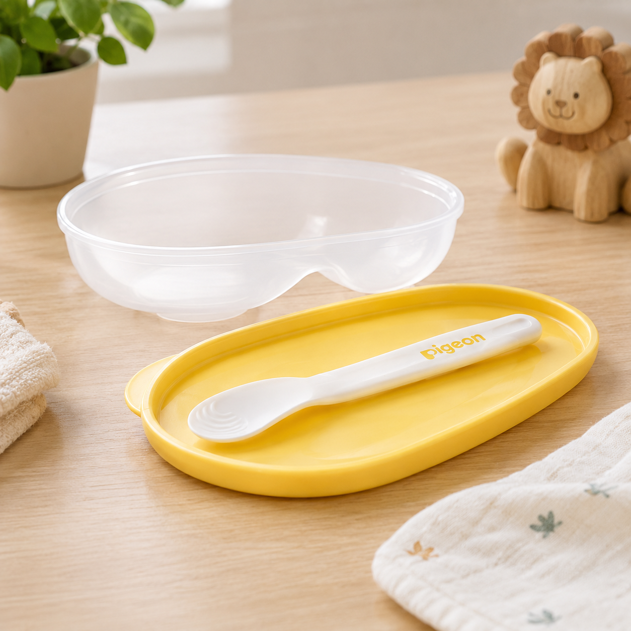 PIGEON FEEDING DISH & SPOON SET