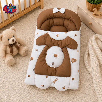 FOREST ANIMAL PRINT COTTON POLYESTER BABY CARRY NEST WITH BEAR DESIGN