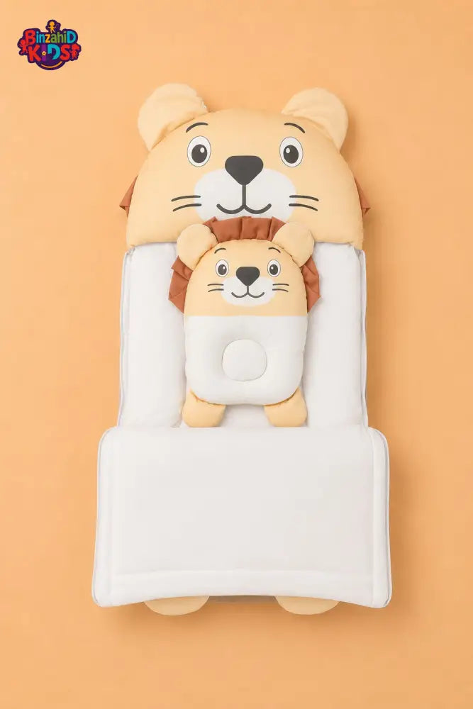 HAPPIMUMS CHARACTER CUDDLY CARRY NEST WITH PILLOW - CREAM LION
