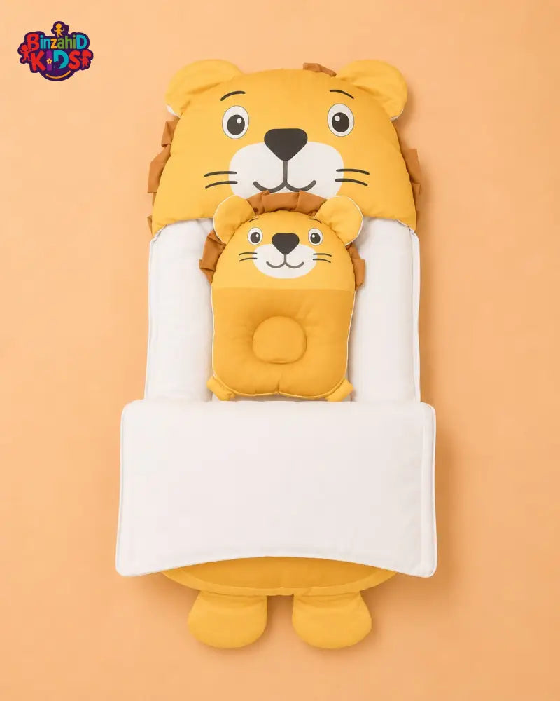 HAPPIMUMS CHARACTER CUDDLY CARRY NEST WITH PILLOW - YELLOW LION