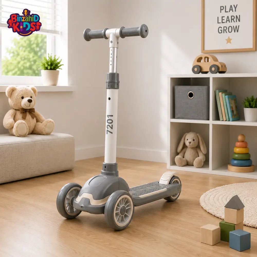 KIDS BALANCE SCOOTER WITH SEAT AND FLASH WHEELS - GREY