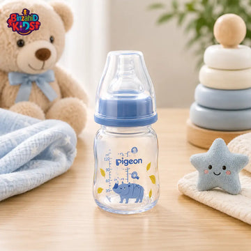 PIGEON COMPACT COLORFUL FLEXIBLE FEEDER 0+ MONTHS